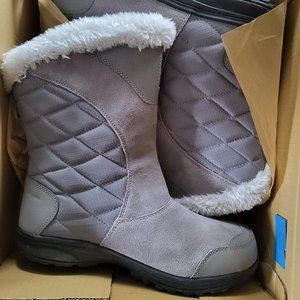 BNIB Columbia winter boots